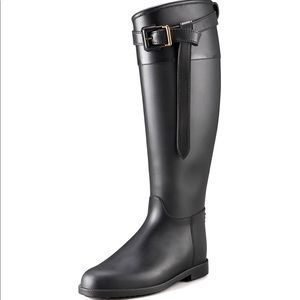 ON HOLD🚫Burberry Riding Rain Boots - black sz37